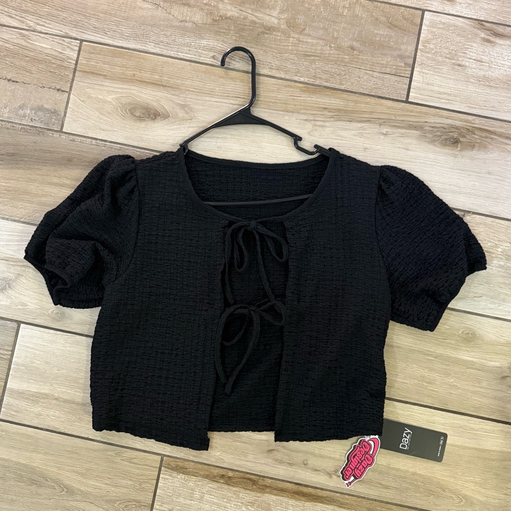 Tie‑Front Puff‑Sleeve Smocked Crop Top – Size L, New with Tags